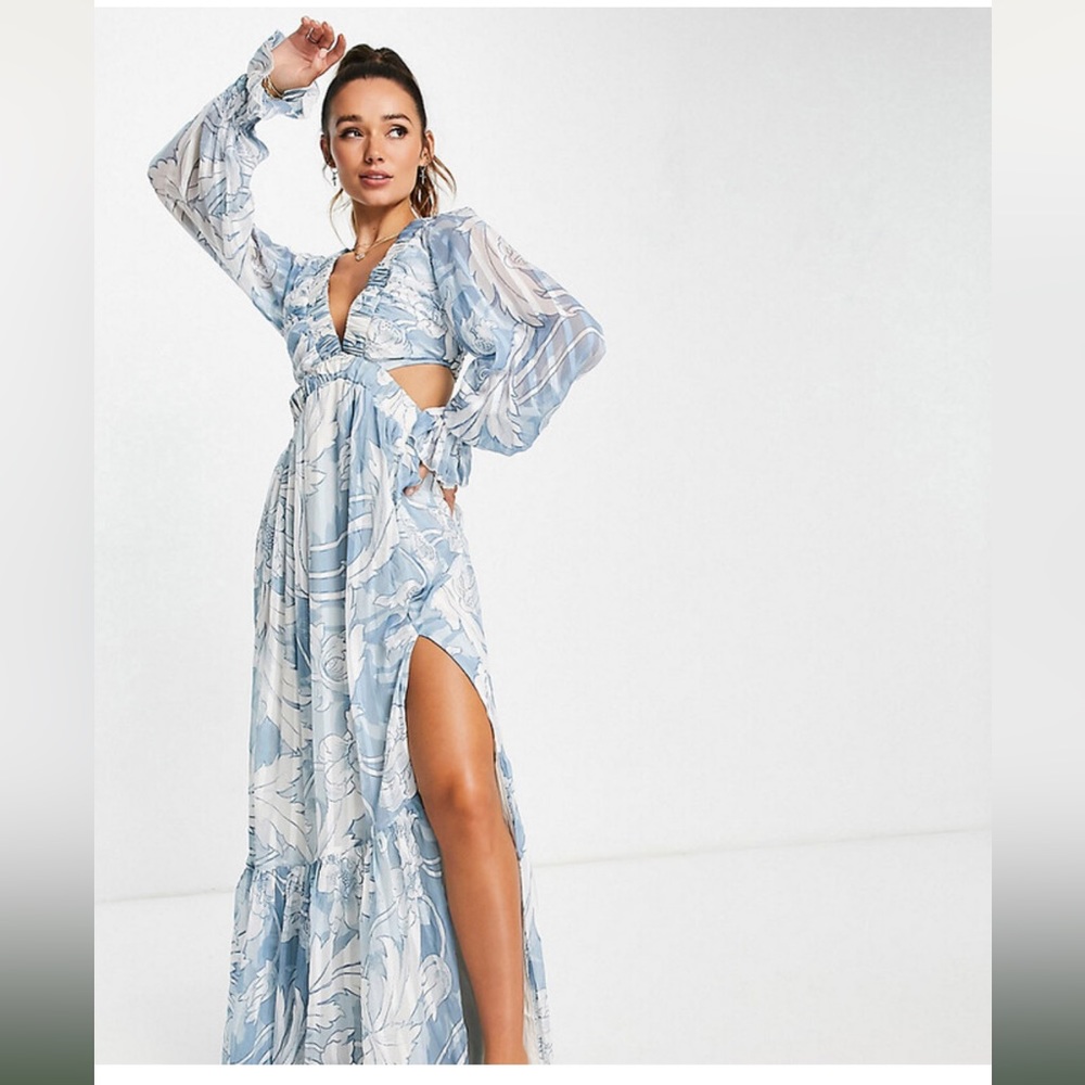 ASOS Tall ASOS DESIGN Tall plunge maxi dress with cut out detail in floral print
